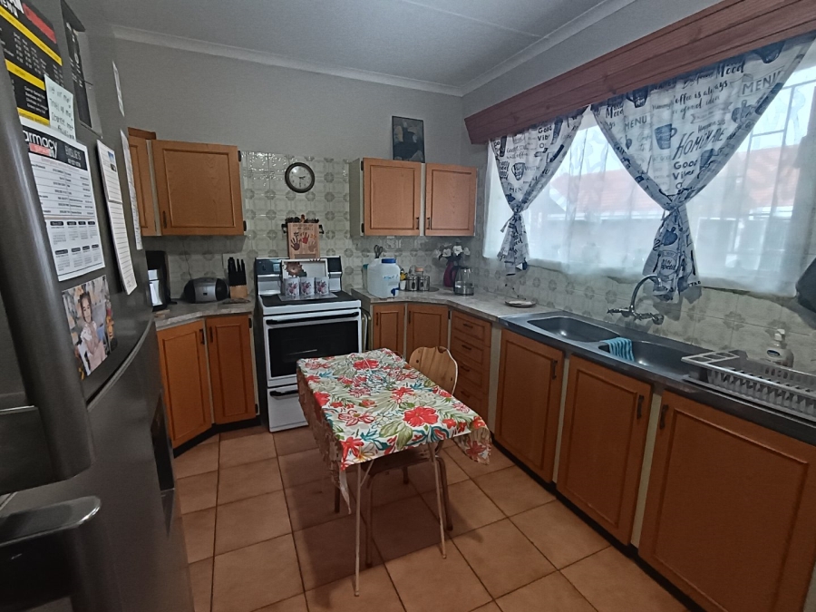 To Let 3 Bedroom Property for Rent in Potchefstroom North West